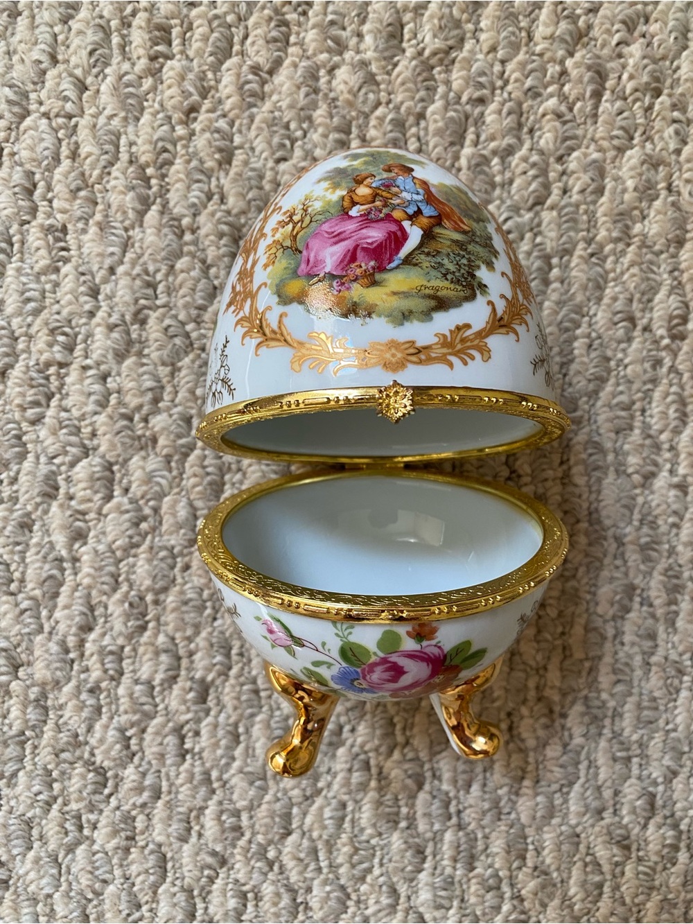 Victorian Style Egg Shape trinket Vintage
